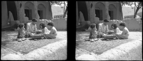 Village Sheikh Ali Baba, Southern Persia [World War II] [picture] : [Iran] / [Frank Hurley]