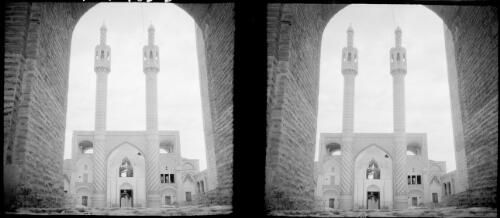 Facade of the very beautiful shrine of Seyyid-Nur-ed-Din at Mahun [picture] : [Iran, World War II] / [Frank Hurley]