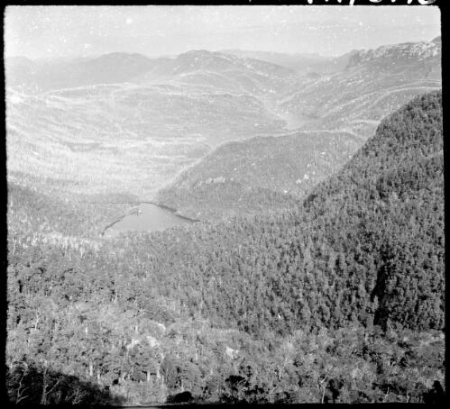 [Lake surrounded by mountains] [picture] : [Iran, World War II] / [Frank Hurley]
