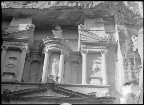 Detail upper storey of El Khazna Petra [ca. 1940-1946] [picture] : [Petra Valley, Jordan] / [Frank Hurley]