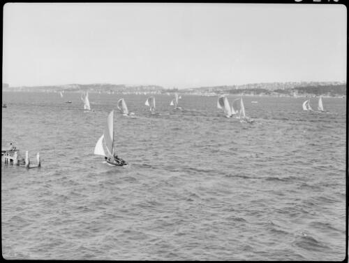 [Yachts sailing on an unidentified body of water] [picture] / [Frank Hurley]