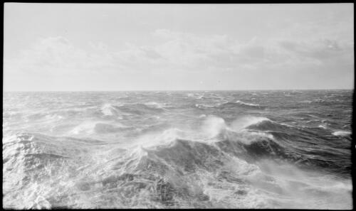 [Churning sea] [picture] / [Frank Hurley]