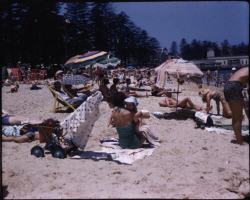 [People on Manly Beach, New South Wales, 2] [transparency] / [Frank Hurley]