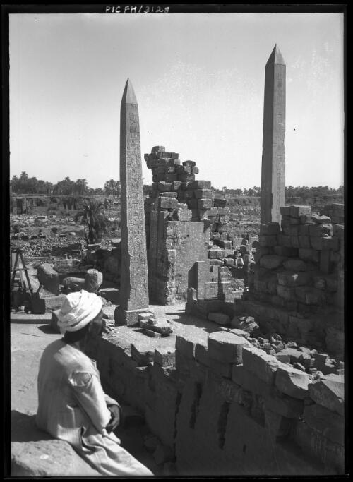 [Obelisk of Thutmosis I and obelisk of Queen Hatshepsut in the Temple of Amon, Karnak] [picture] : [Egypt, World War II] / [Frank Hurley]