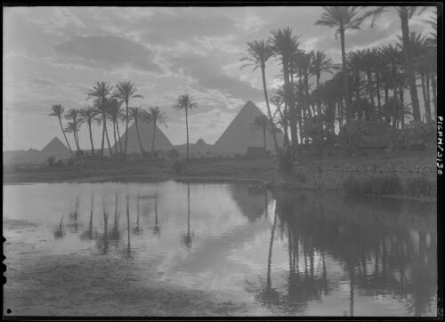 Becalmed [Cairo] [picture] : [Egypt, World War II] / [Frank Hurley]