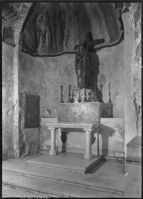 In the Basilica of the Nativity, Bethlehem [ca. 1942] [picture] / [Frank Hurley]