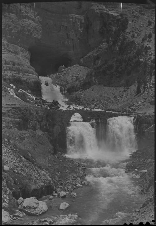 Falls of Afqa at the source of the Nahr Ibrahim Syria [view of Roman stone bridge, falls and surrounding deep gorge] [picture] / [Frank Hurley]