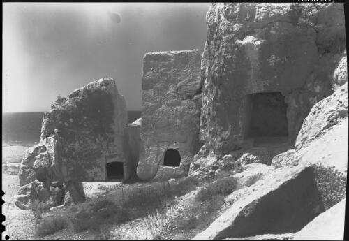 [Tomb near Sidon, Lebanon] [picture] / [Frank Hurley]
