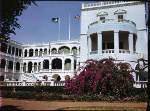 The Governor General's Palace, Khartoum, built on the site of a former palace where General Gordon was assassinated [picture] : [Sudan, 1940's] / [Frank Hurley]