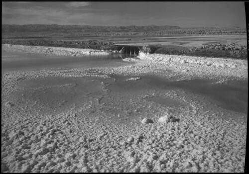 Southern end of Dead Sea [3] [picture] / [Frank Hurley]