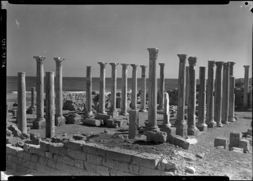 Ruins of Appolonia Libia [Libya, World War II, 2] [picture] / [Frank Hurley]