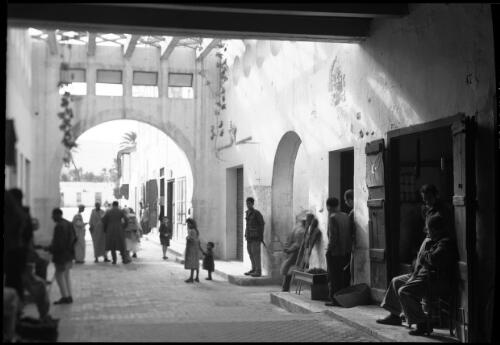 [Native Bazaar-Derna Cyrenaica, ca. 1940-1946, 2] [picture] : [Barqah, Libya] / [Frank Hurley]