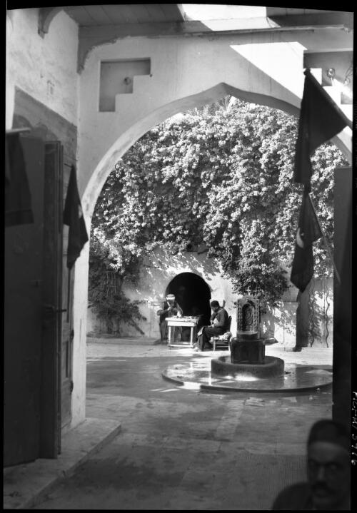 Fountain in the shoemakers Bazaar, Derna Cyrenaica [ca. 1940-1946] [picture] : [Barqah, Libya] / [Frank Hurley]