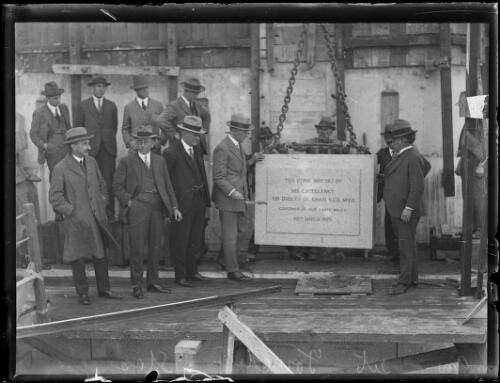 Inspection and laying of the foundation stone for the Sydney Harbour Bridge by Sir Dudley De Chair, New South Wales, 26 March 1925 [picture]