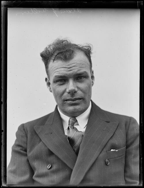 Author and journalist Alan Villers, New South Wales, 15 March 1932 [picture]