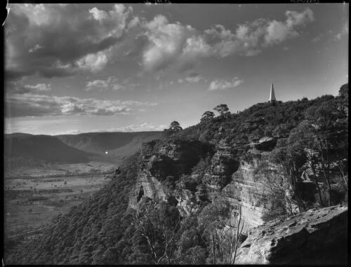 Historic Mount York Mt Victoria [picture] : [Blue Mountains, New South Wales] / [Frank Hurley]