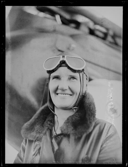 Aviatrix Irene Williams on her flight from Perth to Sydney, Adelaide, 23 April 1932 [picture]