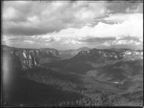 [View across valley, 2] [picture] : [Blue Mountains, New South Wales] / [Frank Hurley]
