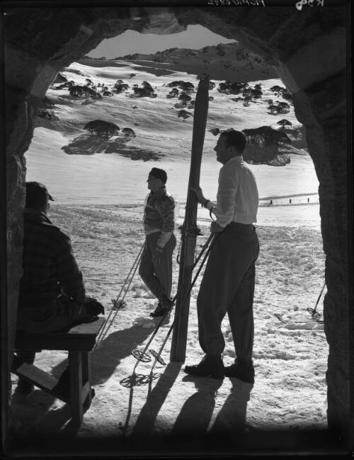 View through basement arch [Charlotte Pass] [picture] : [Kosciuszko, New South Wales] / [Frank Hurley]
