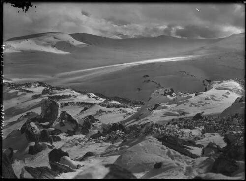 Late evening on main range [picture] : [Kosciuszko, New South Wales] / [Frank Hurley]