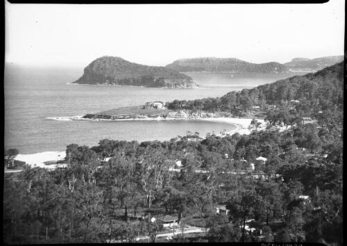 Lion Island Pearl Beach & Barrenjoey [picture] : [New South Wales] / [Frank Hurley]