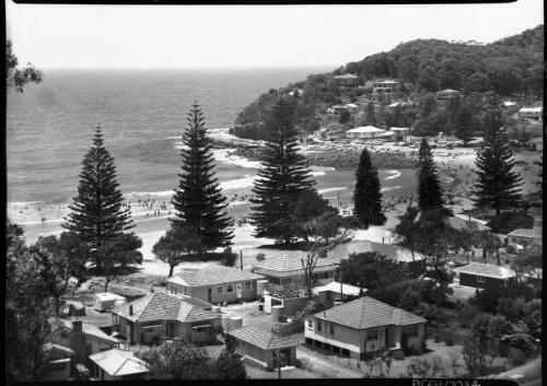Avoca Beach [picture] : [Central Coast, New South Wales] / [Frank Hurley]