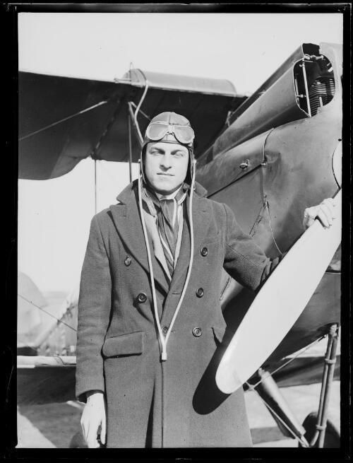 Pilot Constable Silvy [?] at Mascot, New South Wales, 6 June 1930, 2 [picture]