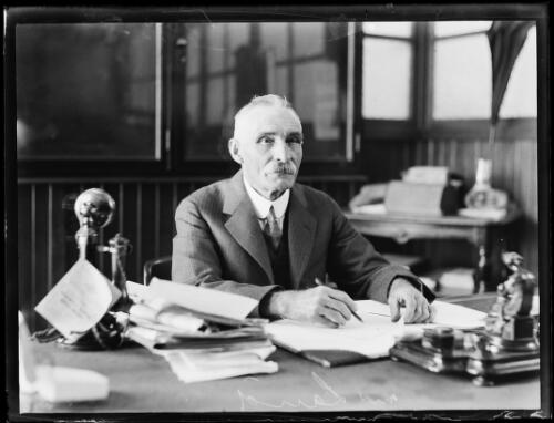Superintendent of Telegraphs Mr M. Laird at his desk, New South Wales, 9 April 1930 [picture]
