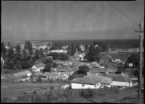 Panorama, Kiama [New South Wales] [picture] / [Frank Hurley]