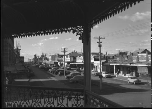 View  of Grey Street, Glenn Innes from verandah  of the Club Hotel [picture] : [New England, New South Wales] / [Frank Hurley]
