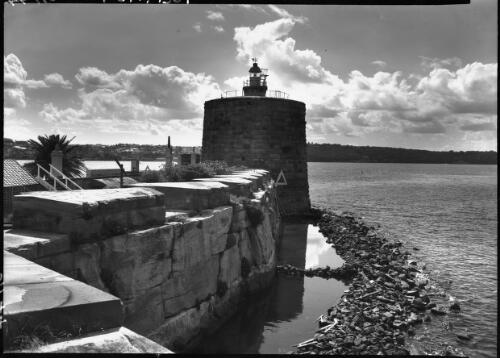 Fort Denison [3] [picture] : [Sydney Harbour, New South Wales] / [Frank Hurley]