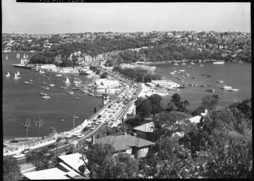 The Spit & Middle Harbour [Sydney, New South Wales, 3] [picture] / [Frank Hurley]