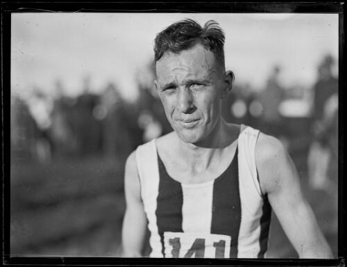 Distance runner Jack Sheaves, New South Wales, ca. 1932 [picture]