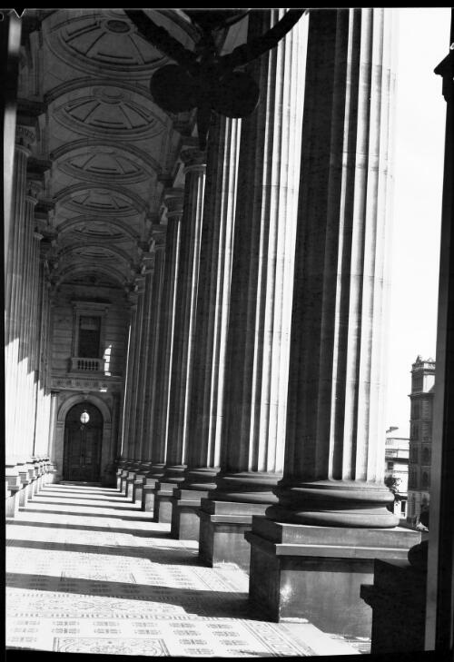 Colonnade, Parliament House, Melbourne [picture] : [Melbourne, Victoria] / [Frank Hurley]