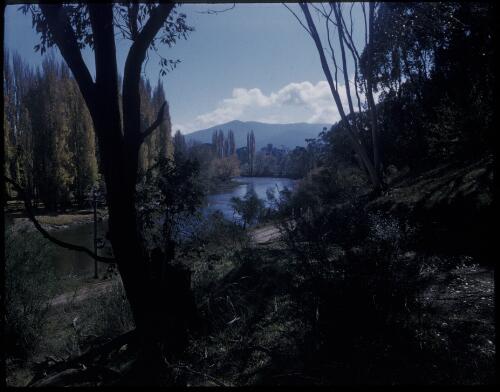 [Unidentified river with mountains in the background, Western Australia] [transparency] / [Frank Hurley]