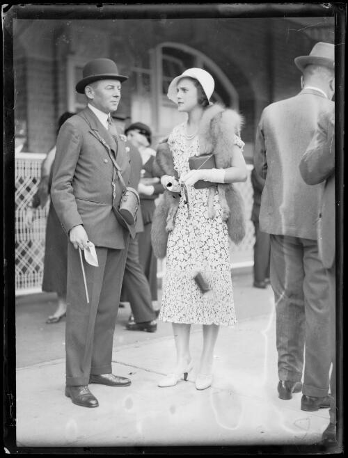 Countess of Jersey Patricia Kenneth Child-Villiers standing with an unidentified man on a street, Sydney, ca. 1930s [picture]