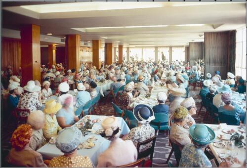 Country Womens Association meeting at Lennons Hotel, Brisbane, 1965 [picture] / Wolfgang Sievers