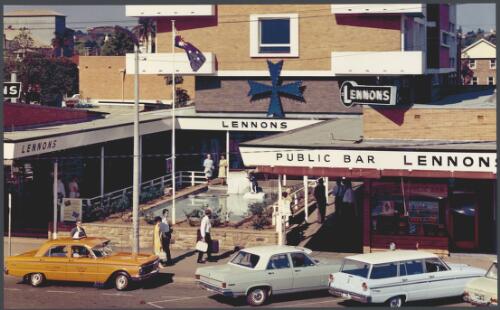 Exterior view of entrance to public bar of Lennons Hotel, Toowoomba, Queensland, Australia, 1965 [picture] / Wolfgang Sievers