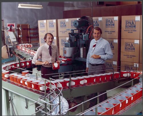 Two unidentified employees at ACI Pak Pacific, Bulleen, Victoria, 1981 [picture] / Wolfgang Sievers