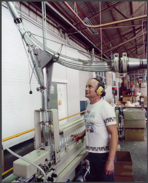 Unidentified employee at ACI Plastics, Moorabbin, Victoria [picture] / Wolfgang Sievers