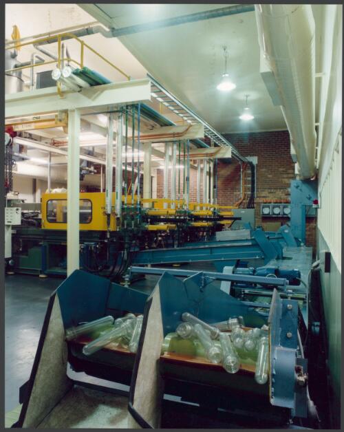 Manufacturing equipment at ACI Plastics, Moorabbin, Victoria [1] [picture] / Wolfgang Sievers