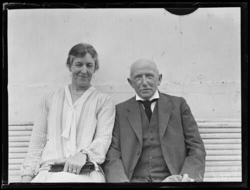 Professor Francis Anderson and his wife returning to Sydney by the ship Port Melbourne, New South Wales, 15 February 1930 [picture]