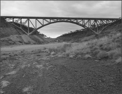 Hamersley Iron rail bridge near Tom Price, Western Australia, 1971, 4 [picture] / Wolfgang Sievers