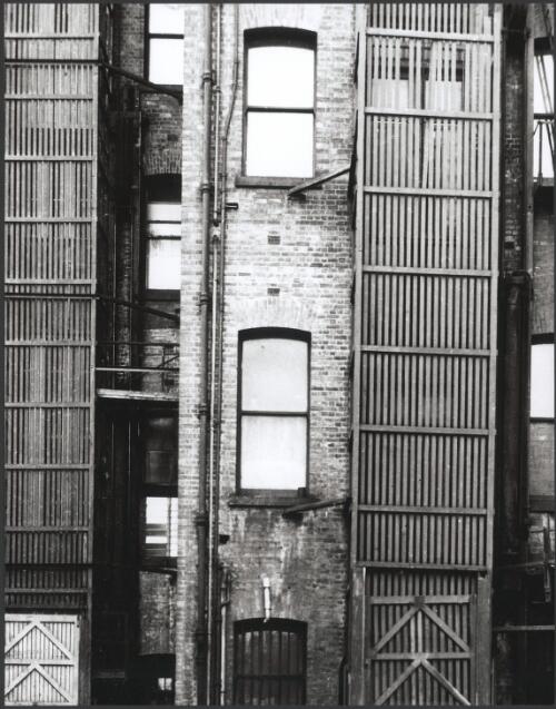 Old warehouses off Flinders Lane West, Melbourne, Victoria, 1956, 1 [picture] / Wolfgang Sievers