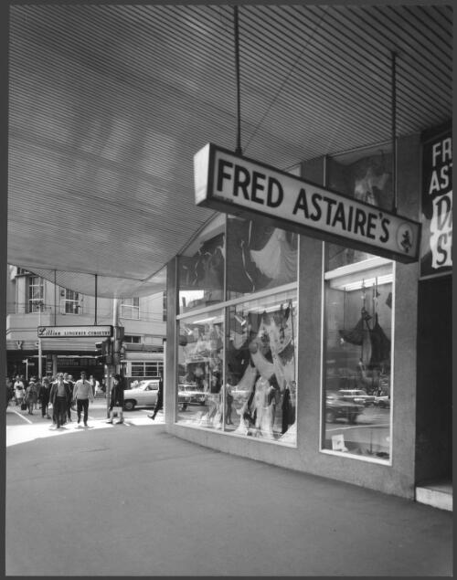 [Lillian Lingerie Corsetry store and Fred Astaire's Dance Studio in] Swanston Street, [at the corner of] Bourke Street, Melbourne, Victoria, 1967 [picture] / Wolfgang Sievers