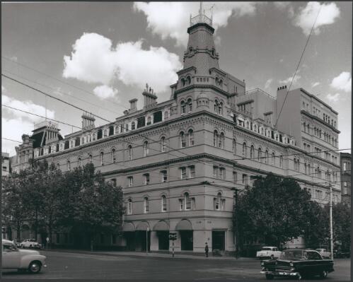 Menzies Hotel, corner of Bourke and William Streets, Melbourne, Victoria, 1968, 1 [picture] / Wolfgang Sievers
