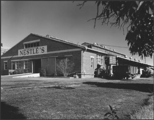 Nestlé's factory at Maffra, Victoria, 1962 [1] [picture] / Wolfgang Sievers