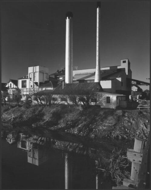 Nestlé's factory at Maffra, Victoria, 1962 [2] [picture] / Wolfgang Sievers