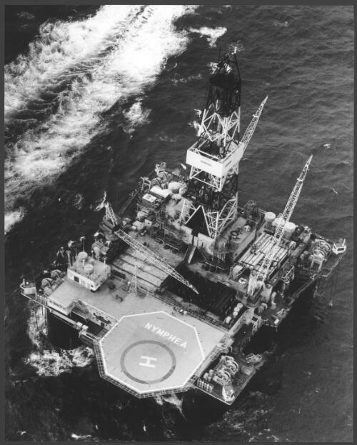 Aerial view of Shell's oil rig Nymphea, Bass Strait, 1983 [picture] / Wolfgang Sievers