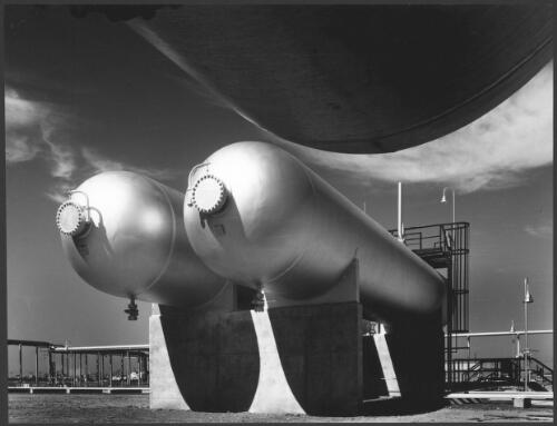 Stanvac Oil Refinery, Altona, Victoria, 1967 [2] [picture] / Wolfgang Sievers